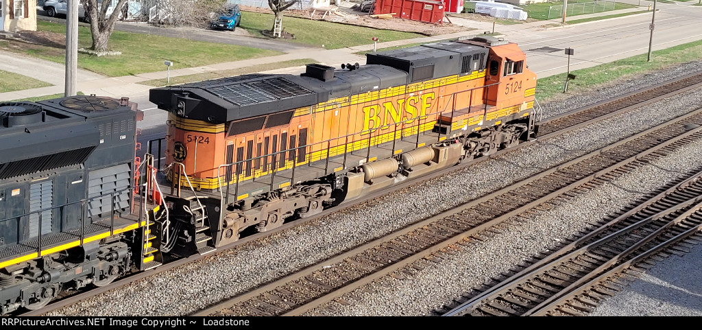 BNSF 5124